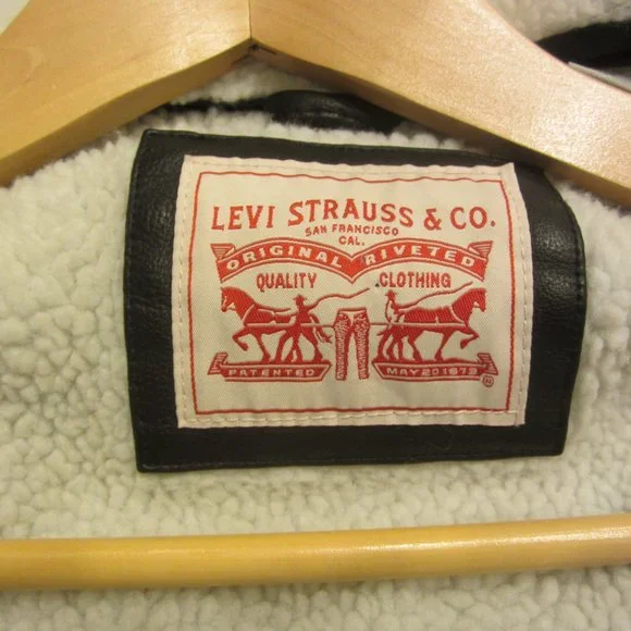 VTG LEVI STRAUS FAUX LEATHER TRUCKER JACKET, W/FAUX SHERPA LINING, LARGE - Picture 7 of 16